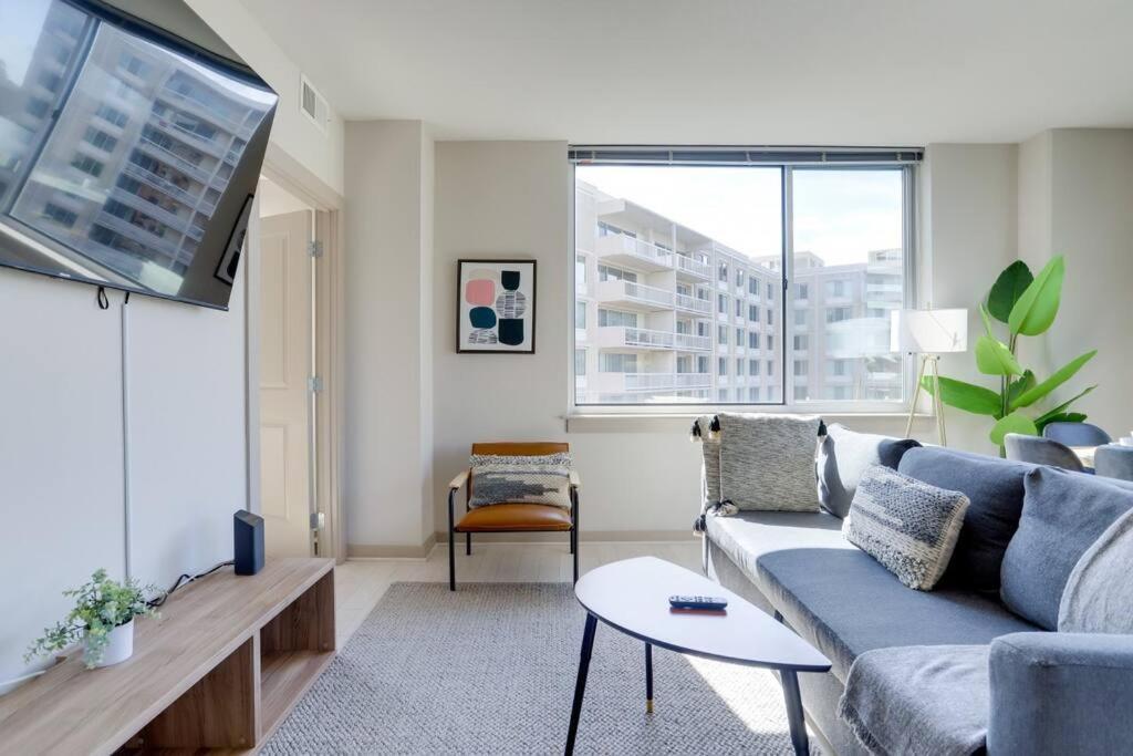 Amazing 2Br Apartment At Crystal City Arlington Esterno foto