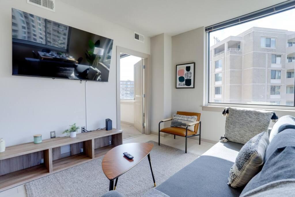 Amazing 2Br Apartment At Crystal City Arlington Esterno foto